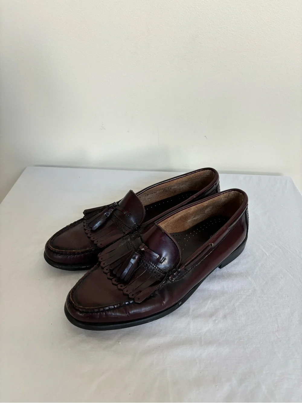 GH Bass Tassel Loafers burgundy wine Size 10 D Mens Leather
